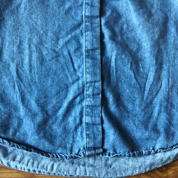 Kenzie chambray button down blouse with neck tie - Picture 9 of 12